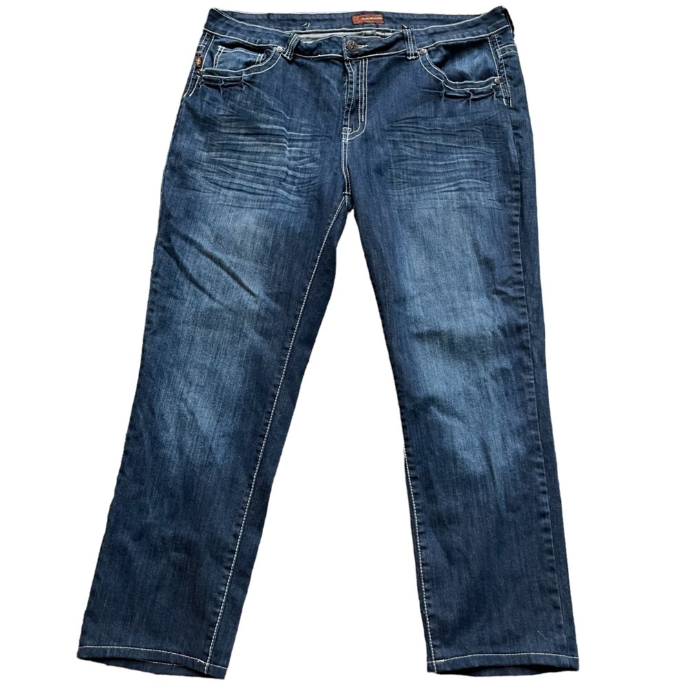 Jeans De Fleur Stretchy Skinny Jean with Embroidery Back Pockets‎ Size: 22